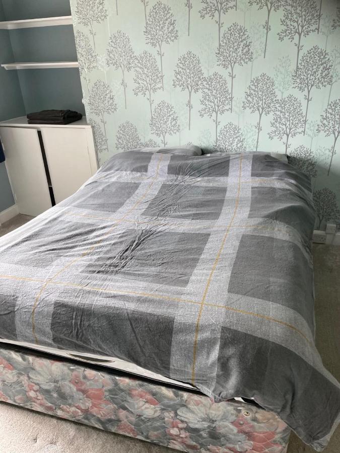 Вілла 5 Bed House, 32 Tutbury Avenue, Cannon Park, Coventry, Cv4 7Bj Екстер'єр фото