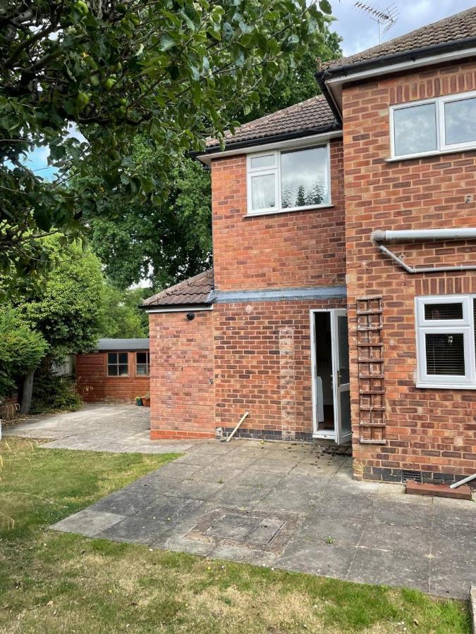 Вілла 5 Bed House, 32 Tutbury Avenue, Cannon Park, Coventry, Cv4 7Bj Екстер'єр фото