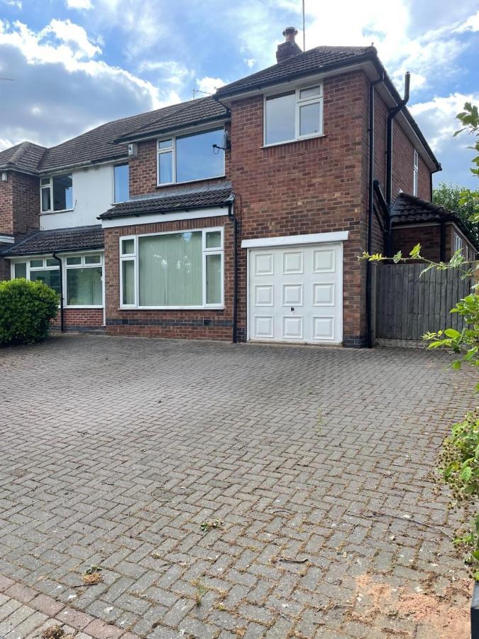 Вілла 5 Bed House, 32 Tutbury Avenue, Cannon Park, Coventry, Cv4 7Bj Екстер'єр фото