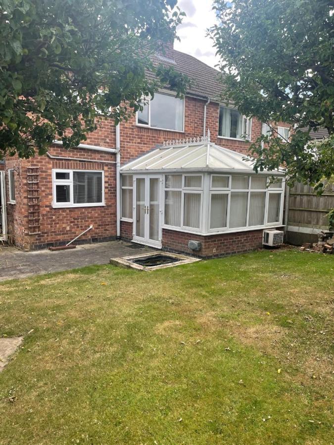 Вілла 5 Bed House, 32 Tutbury Avenue, Cannon Park, Coventry, Cv4 7Bj Екстер'єр фото